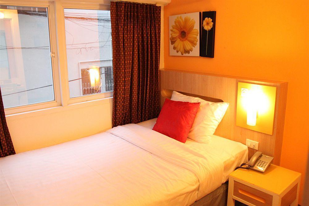 The Inn Saladaeng Bangkok Extérieur photo