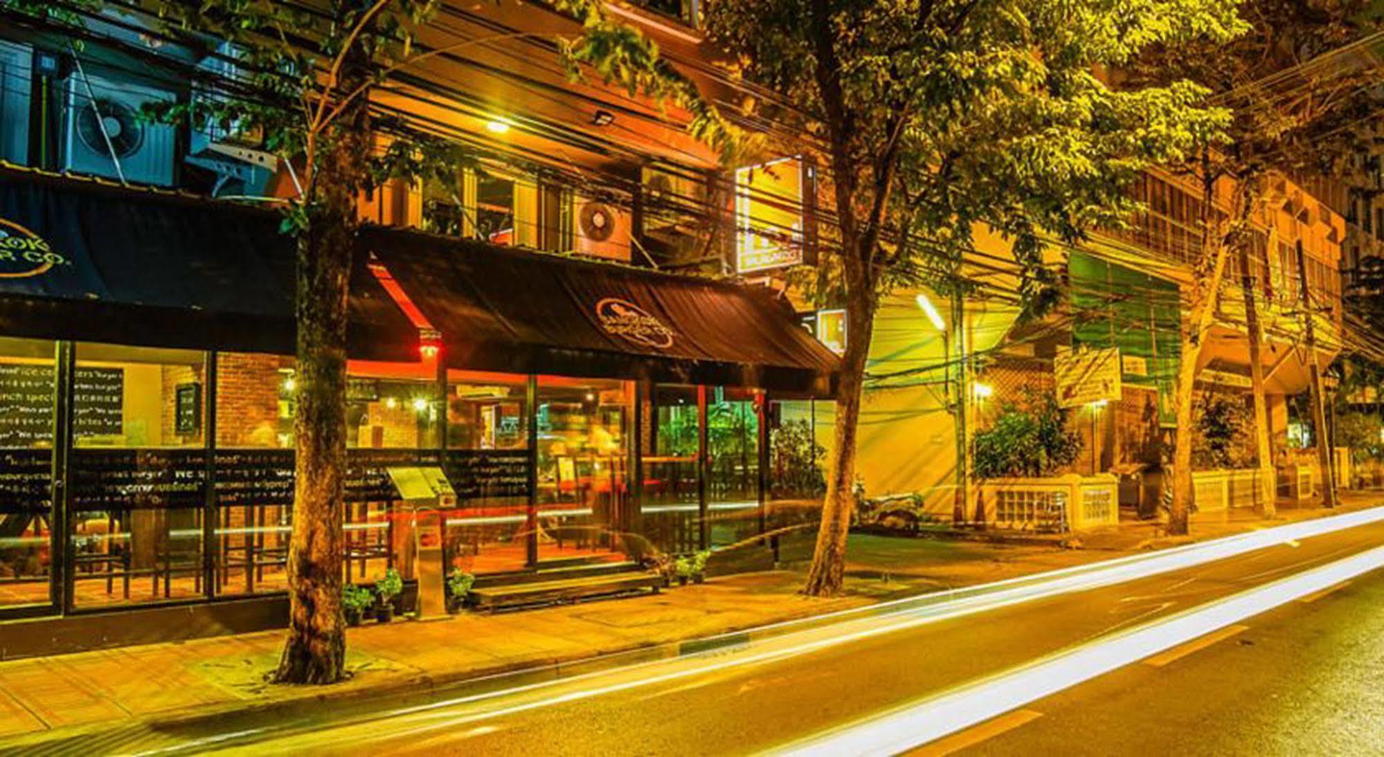The Inn Saladaeng Bangkok Extérieur photo